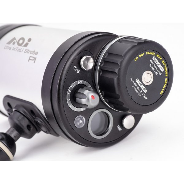 AOI UIS-P1 Ultra InTeLi Strobe – Performance 1