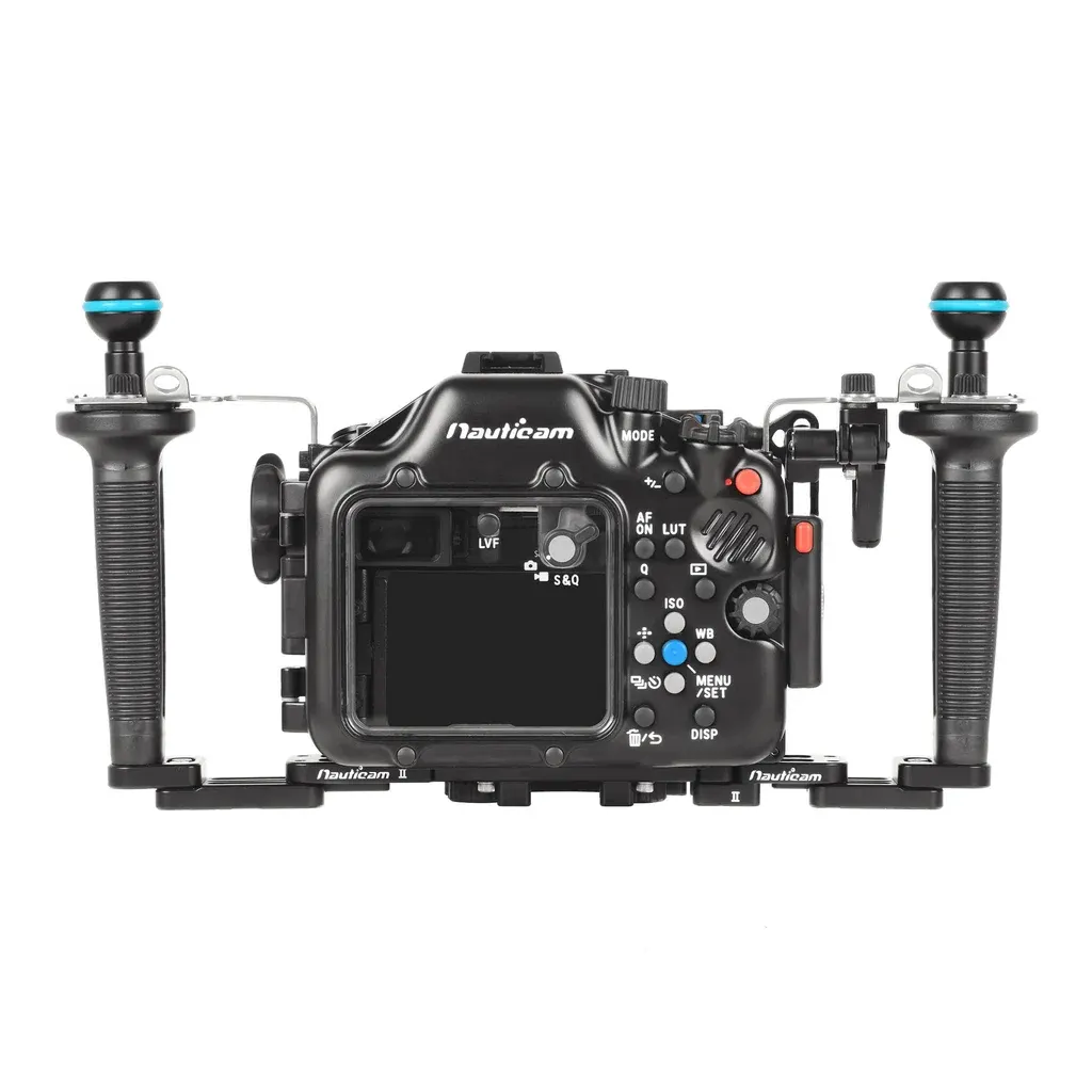 Nauticam NA-L10 Pro Package for Panasonic Lumix L10
