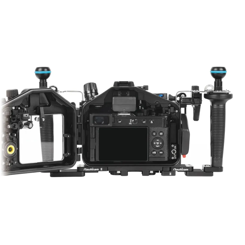 Nauticam NA-L10 Pro Package for Panasonic Lumix L10
