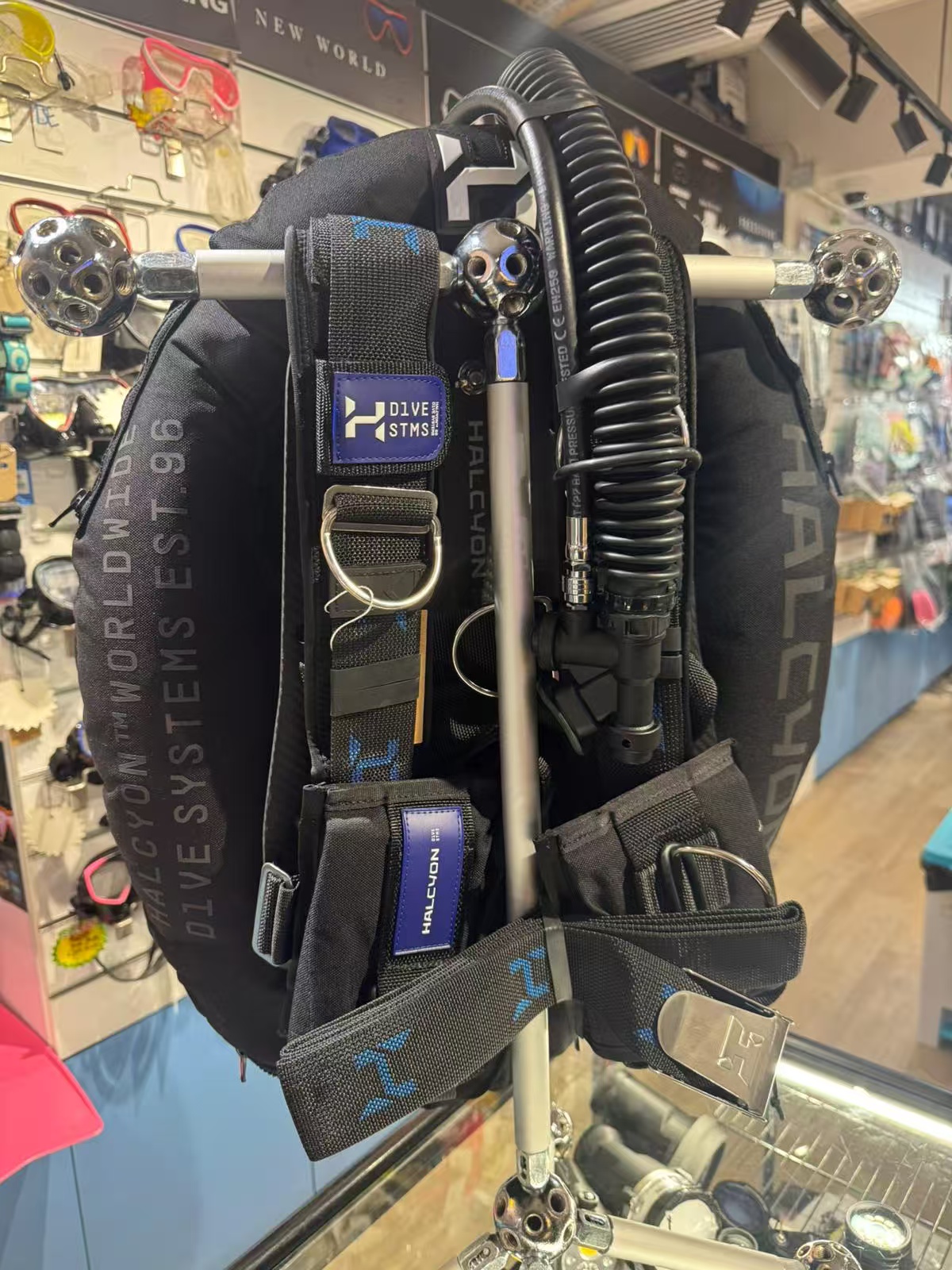 Halcyon Era Pro 新世代碳纖背板 BCD